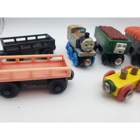 Thomas and Friends Wooden Train Lot Cargo Cars Sodor Zoo Detour Sign Vintage - Picture 2 of 5